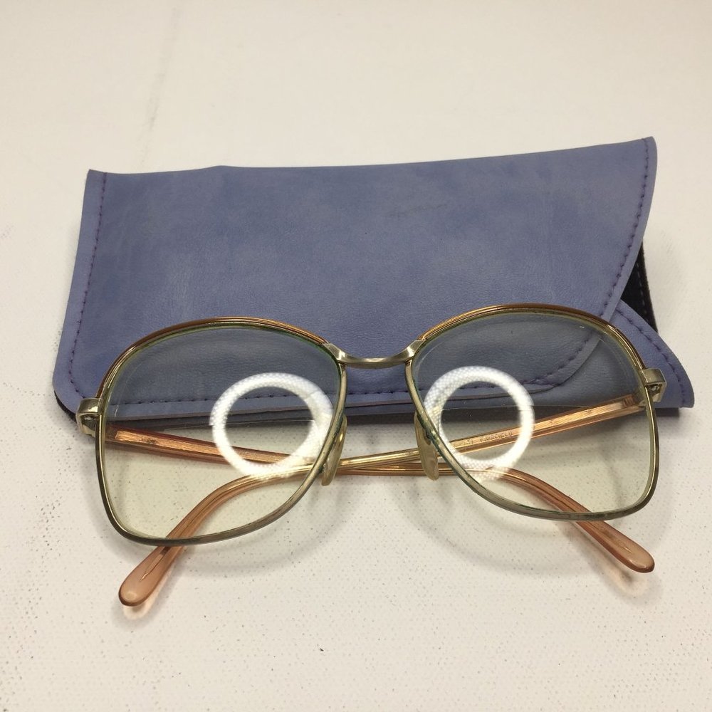 Vintage 1980s Womens Fairfield 140 Bifocal Glasses 56015 Gold Coral Blue Case